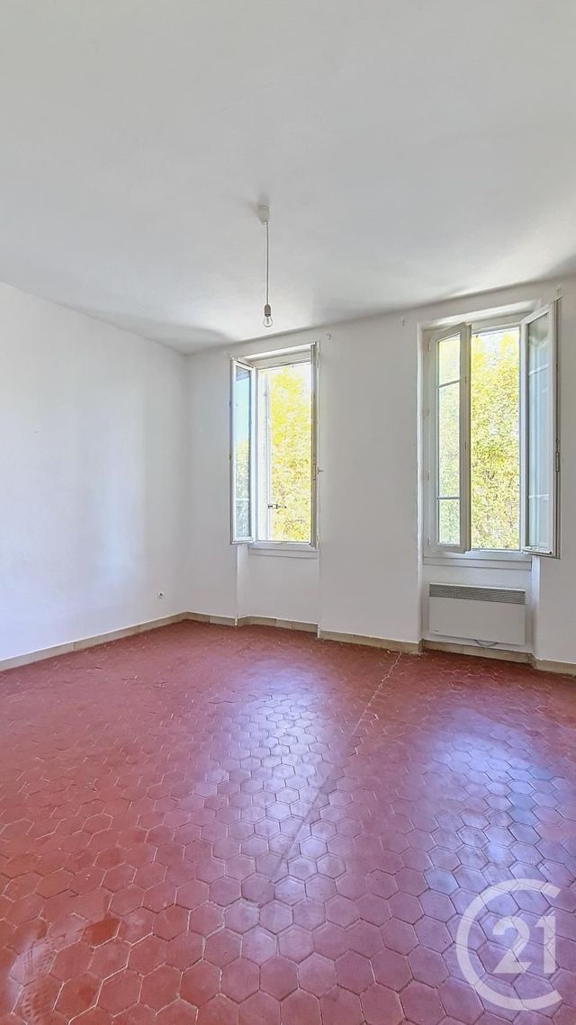 immeuble à vendre - 110.0 m2 - TRETS - 13 - PROVENCE-ALPES-COTE-D-AZUR - Century 21 S.C.A Immobilier