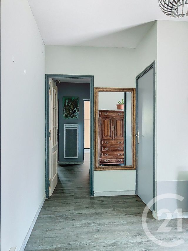 Afficher la photo en grand maison à vendre - 4 pièces - 110.0 m2 - ST MAXIMIN LA STE BAUME - 83 - PROVENCE-ALPES-COTE-D-AZUR - Century 21 S.C.A Immobilier