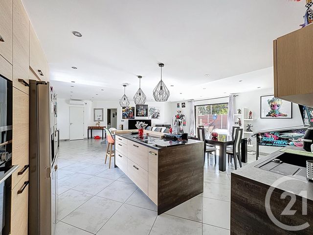 maison à vendre - 5 pièces - 143.0 m2 - POURCIEUX - 83 - PROVENCE-ALPES-COTE-D-AZUR - Century 21 S.C.A Immobilier