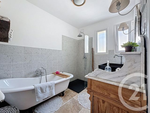 maison à vendre - 7 pièces - 176.78 m2 - PUYLOUBIER - 13 - PROVENCE-ALPES-COTE-D-AZUR - Century 21 S.C.A Immobilier