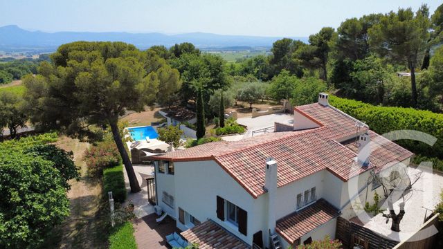 maison à vendre - 7 pièces - 176.78 m2 - PUYLOUBIER - 13 - PROVENCE-ALPES-COTE-D-AZUR - Century 21 S.C.A Immobilier