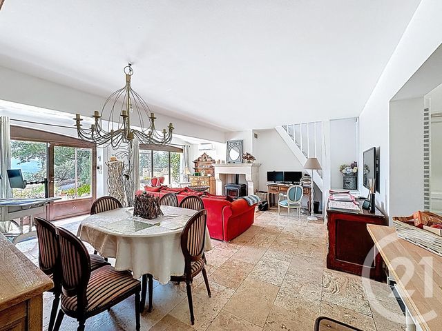 maison à vendre - 6 pièces - 176.78 m2 - PUYLOUBIER - 13 - PROVENCE-ALPES-COTE-D-AZUR - Century 21 S.C.A Immobilier