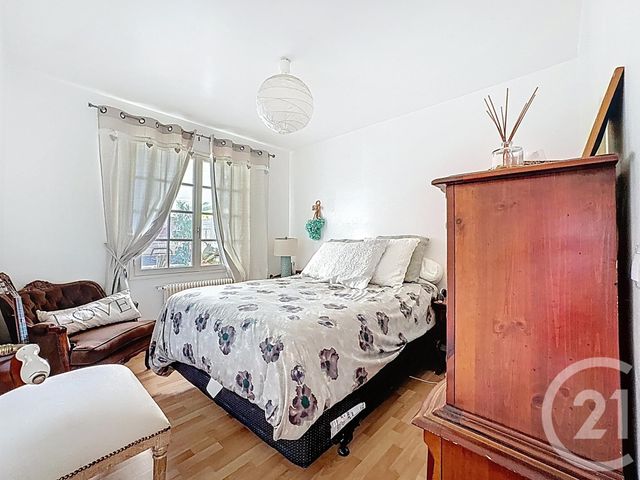 maison à vendre - 6 pièces - 176.78 m2 - PUYLOUBIER - 13 - PROVENCE-ALPES-COTE-D-AZUR - Century 21 S.C.A Immobilier