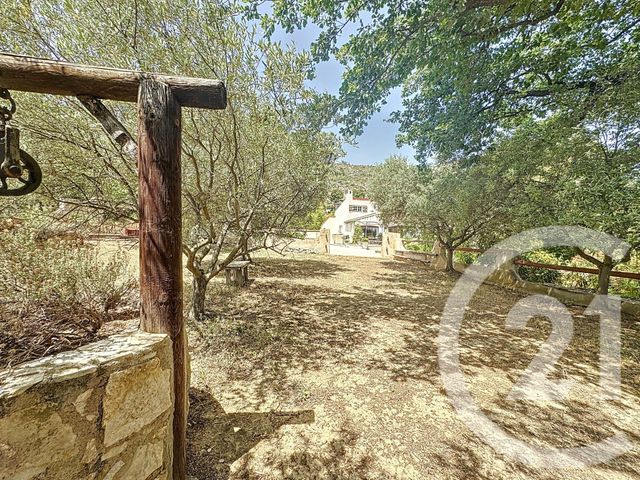 maison à vendre - 7 pièces - 176.78 m2 - PUYLOUBIER - 13 - PROVENCE-ALPES-COTE-D-AZUR - Century 21 S.C.A Immobilier