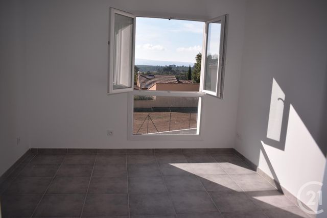 maison à louer - 4 pièces - 125.0 m2 - PUYLOUBIER - 13 - PROVENCE-ALPES-COTE-D-AZUR - Century 21 S.C.A Immobilier