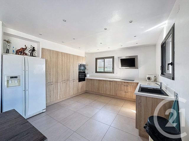 maison à vendre - 5 pièces - 120.0 m2 - TRETS - 13 - PROVENCE-ALPES-COTE-D-AZUR - Century 21 S.C.A Immobilier