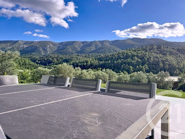 maison à vendre - 5 pièces - 174.0 m2 - VAUVENARGUES - 13 - PROVENCE-ALPES-COTE-D-AZUR - Century 21 S.C.A Immobilier