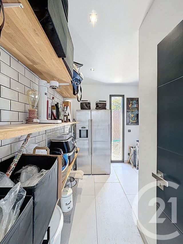 maison à vendre - 5 pièces - 174.0 m2 - VAUVENARGUES - 13 - PROVENCE-ALPES-COTE-D-AZUR - Century 21 S.C.A Immobilier