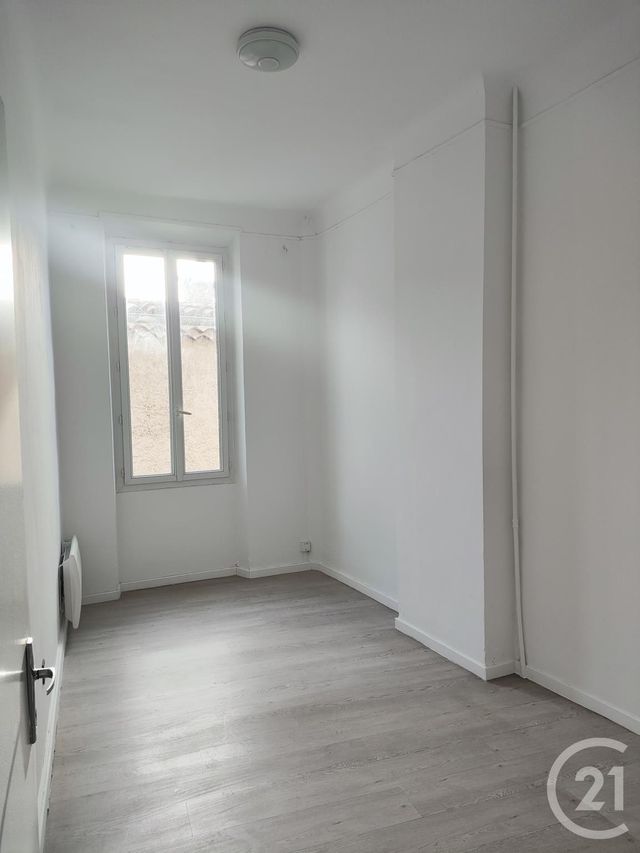 Appartement à louer - 3 pièces - 87.89 m2 - TRETS - 13 - PROVENCE-ALPES-COTE-D-AZUR - Century 21 S.C.A Immobilier