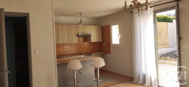 maison à louer - 3 pièces - 58.0 m2 - TRETS - 13 - PROVENCE-ALPES-COTE-D-AZUR - Century 21 S.C.A Immobilier