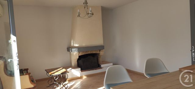 maison à louer - 3 pièces - 58.0 m2 - TRETS - 13 - PROVENCE-ALPES-COTE-D-AZUR - Century 21 S.C.A Immobilier