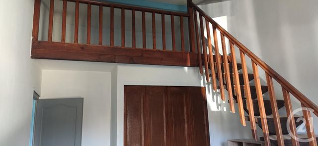 maison à louer - 3 pièces - 58.0 m2 - TRETS - 13 - PROVENCE-ALPES-COTE-D-AZUR - Century 21 S.C.A Immobilier