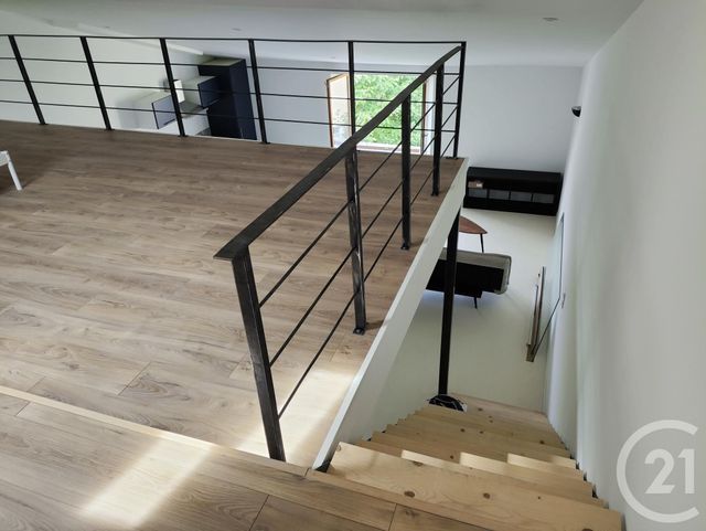 Appartement T1 à louer - 1 pièce - 48.2 m2 - TRETS - 13 - PROVENCE-ALPES-COTE-D-AZUR - Century 21 S.C.A Immobilier