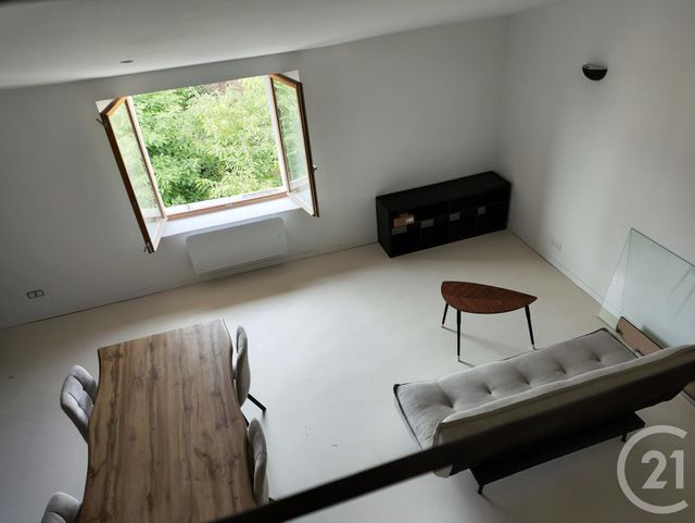 Appartement T1 à louer - 1 pièce - 48.2 m2 - TRETS - 13 - PROVENCE-ALPES-COTE-D-AZUR - Century 21 S.C.A Immobilier