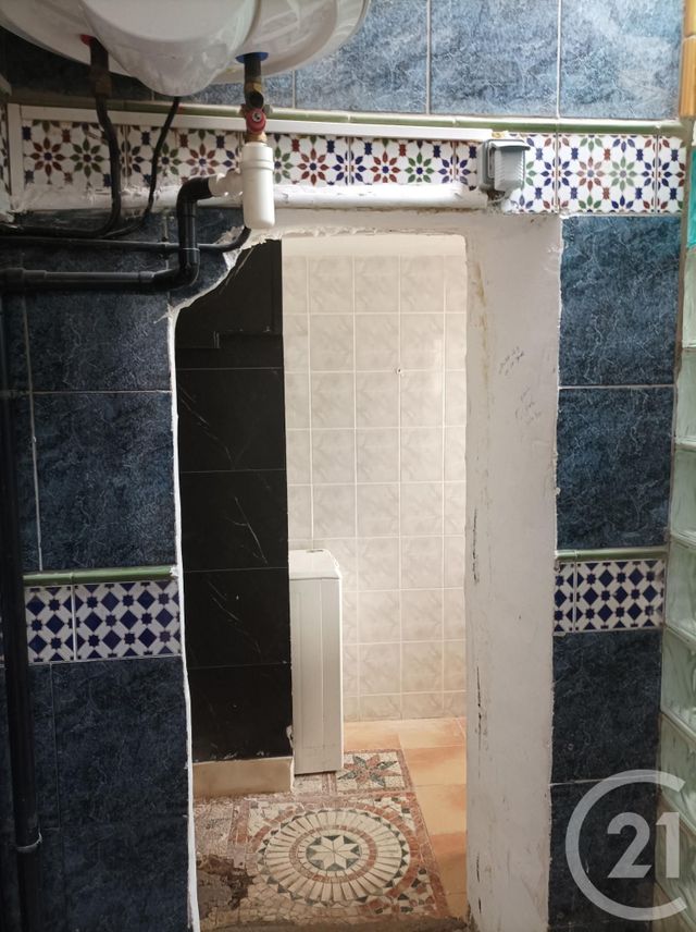 Appartement Studio à louer - 2 pièces - 30.0 m2 - GARDANNE - 13 - PROVENCE-ALPES-COTE-D-AZUR - Century 21 S.C.A Immobilier