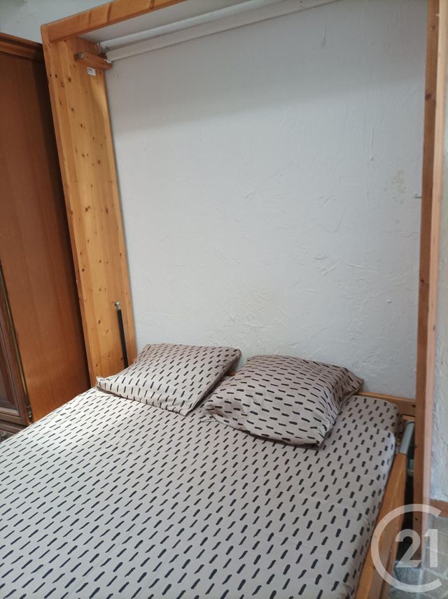 Appartement Studio à louer - 2 pièces - 30.0 m2 - GARDANNE - 13 - PROVENCE-ALPES-COTE-D-AZUR - Century 21 S.C.A Immobilier