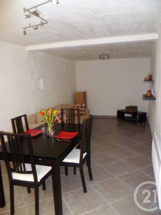 maison à louer - 2 pièces - 63.0 m2 - ST MAXIMIN LA STE BAUME - 83 - PROVENCE-ALPES-COTE-D-AZUR - Century 21 S.C.A Immobilier