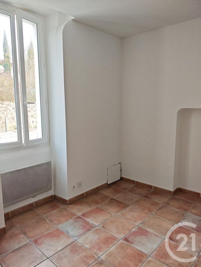 Appartement Local à louer - 1 pièce - 19.63 m2 - PEYNIER - 13 - PROVENCE-ALPES-COTE-D-AZUR - Century 21 S.C.A Immobilier