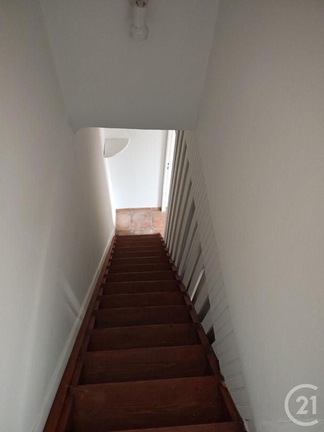 Appartement Local à louer - 1 pièce - 19.63 m2 - PEYNIER - 13 - PROVENCE-ALPES-COTE-D-AZUR - Century 21 S.C.A Immobilier