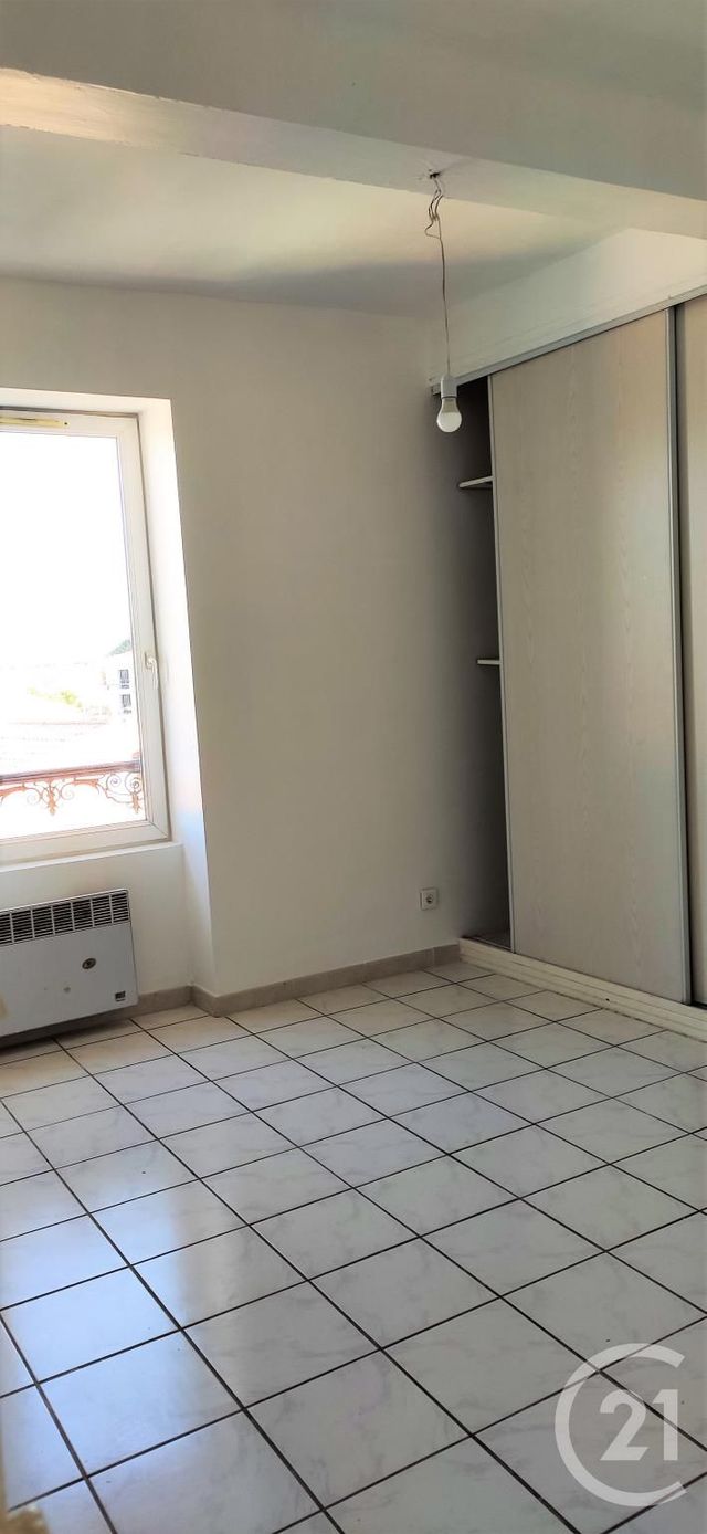Appartement F3 à louer - 3 pièces - 65.17 m2 - TRETS - 13 - PROVENCE-ALPES-COTE-D-AZUR - Century 21 S.C.A Immobilier