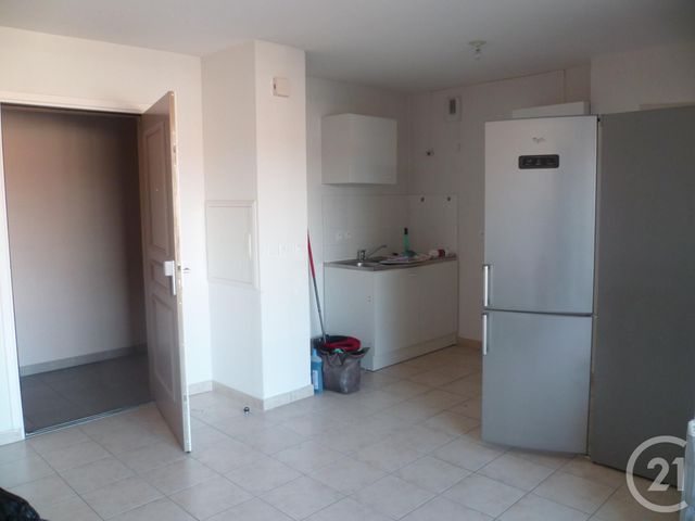 Appartement F3 à louer - 3 pièces - 54.71 m2 - TRETS - 13 - PROVENCE-ALPES-COTE-D-AZUR - Century 21 S.C.A Immobilier