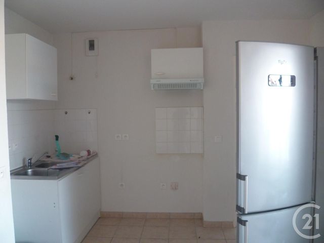 Appartement F3 à louer - 3 pièces - 54.71 m2 - TRETS - 13 - PROVENCE-ALPES-COTE-D-AZUR - Century 21 S.C.A Immobilier