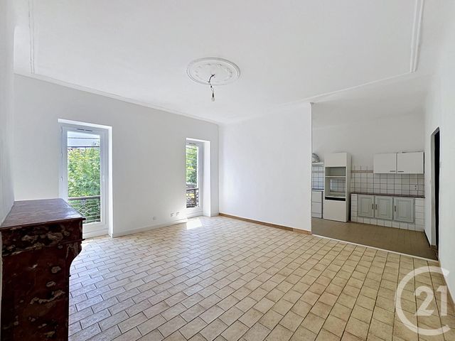 Appartement F4 à vendre - 4 pièces - 79.57 m2 - FUVEAU - 13 - PROVENCE-ALPES-COTE-D-AZUR - Century 21 S.C.A Immobilier