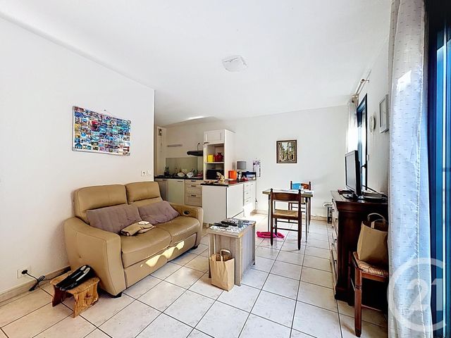 Appartement T2 à vendre - 2 pièces - 39.5 m2 - TRETS - 13 - PROVENCE-ALPES-COTE-D-AZUR - Century 21 S.C.A Immobilier