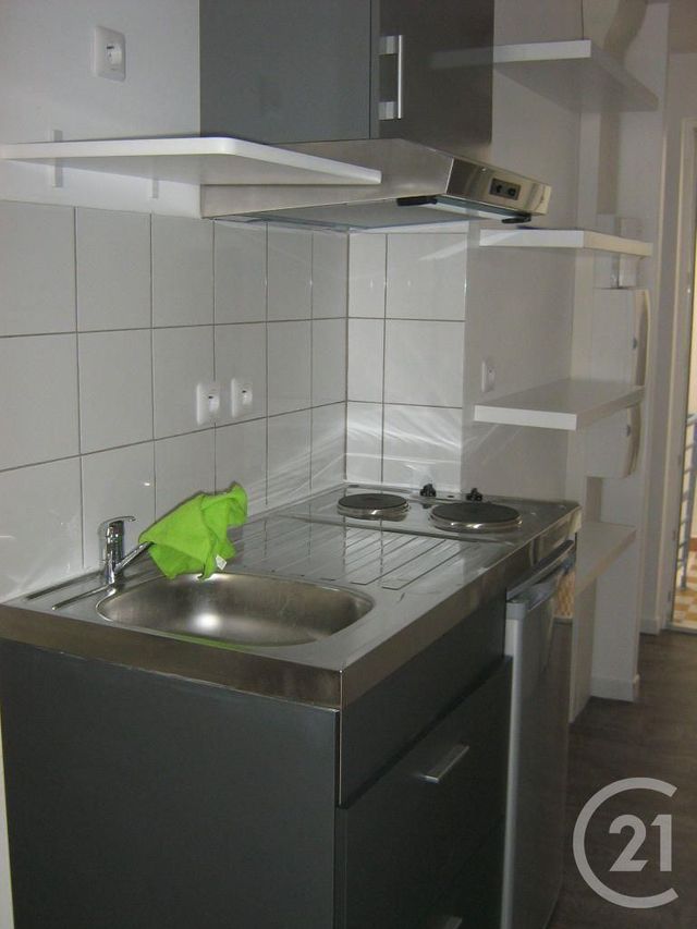 Appartement Studio à louer - 1 pièce - 19.14 m2 - TRETS - 13 - PROVENCE-ALPES-COTE-D-AZUR - Century 21 S.C.A Immobilier