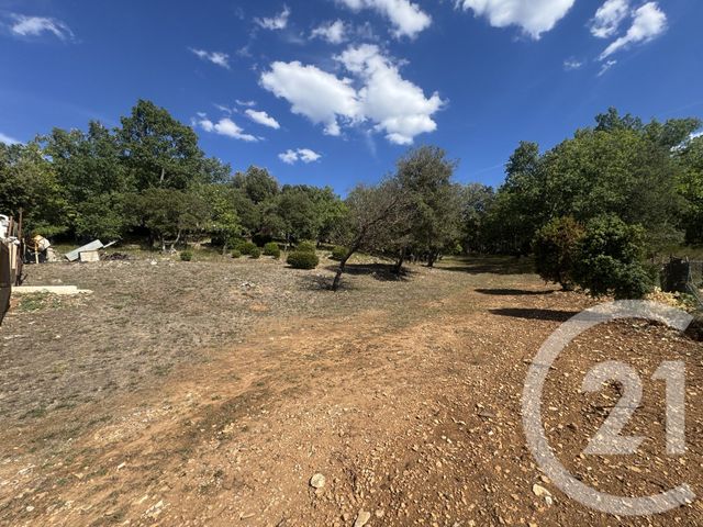 terrain à vendre - 8325.0 m2 - ST JULIEN - 83 - PROVENCE-ALPES-COTE-D-AZUR - Century 21 S.C.A Immobilier