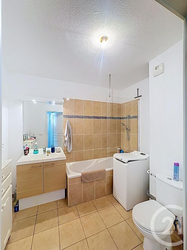 Appartement F2 à vendre - 2 pièces - 44.78 m2 - TRETS - 13 - PROVENCE-ALPES-COTE-D-AZUR - Century 21 S.C.A Immobilier