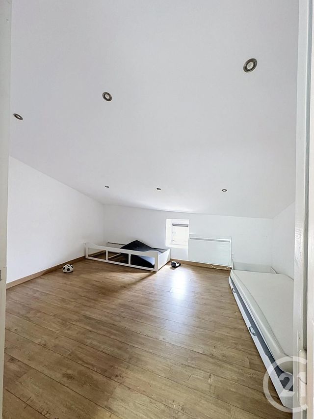 maison à louer - 5 pièces - 100.75 m2 - POURRIERES - 83 - PROVENCE-ALPES-COTE-D-AZUR - Century 21 S.C.A Immobilier