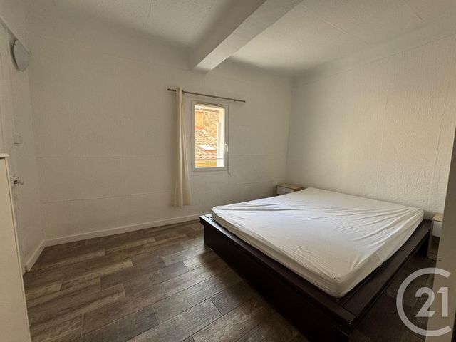 Appartement à louer - 2 pièces - 32.15 m2 - BARJOLS - 83 - PROVENCE-ALPES-COTE-D-AZUR - Century 21 S.C.A Immobilier