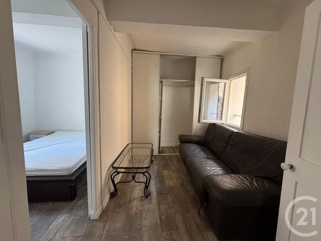 Appartement à louer - 2 pièces - 32.15 m2 - BARJOLS - 83 - PROVENCE-ALPES-COTE-D-AZUR - Century 21 S.C.A Immobilier