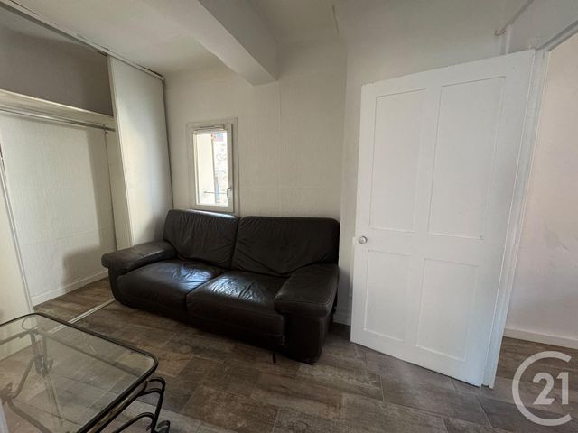 Appartement à louer - 2 pièces - 32.15 m2 - BARJOLS - 83 - PROVENCE-ALPES-COTE-D-AZUR - Century 21 S.C.A Immobilier