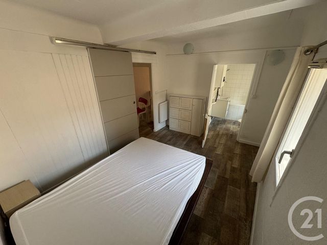 Appartement à louer - 2 pièces - 34.45 m2 - BARJOLS - 83 - PROVENCE-ALPES-COTE-D-AZUR - Century 21 S.C.A Immobilier
