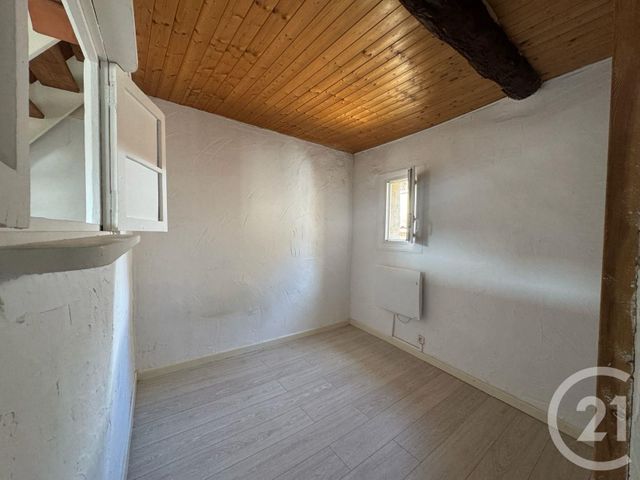 Appartement à louer - 2 pièces - 34.45 m2 - BARJOLS - 83 - PROVENCE-ALPES-COTE-D-AZUR - Century 21 S.C.A Immobilier