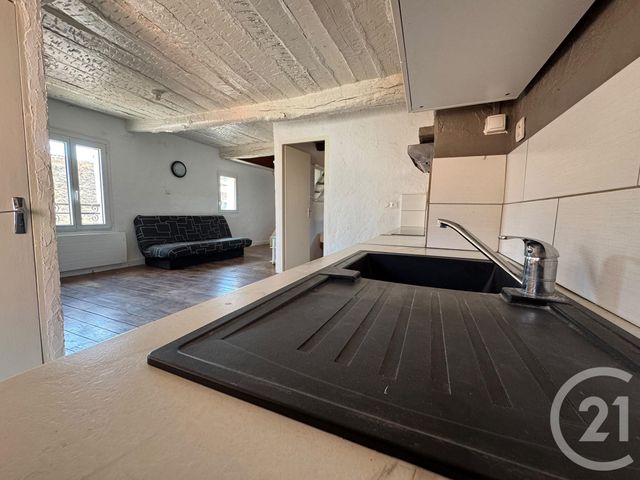 Appartement à louer - 2 pièces - 34.45 m2 - BARJOLS - 83 - PROVENCE-ALPES-COTE-D-AZUR - Century 21 S.C.A Immobilier