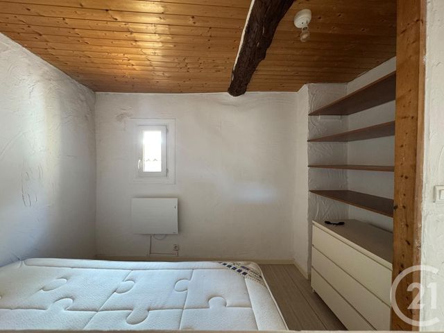 Appartement à louer - 2 pièces - 34.45 m2 - BARJOLS - 83 - PROVENCE-ALPES-COTE-D-AZUR - Century 21 S.C.A Immobilier