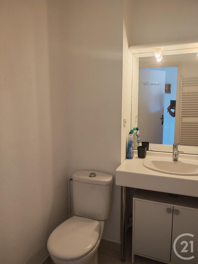 Appartement à louer - 2 pièces - 49.41 m2 - ROUSSET - 13 - PROVENCE-ALPES-COTE-D-AZUR - Century 21 S.C.A Immobilier