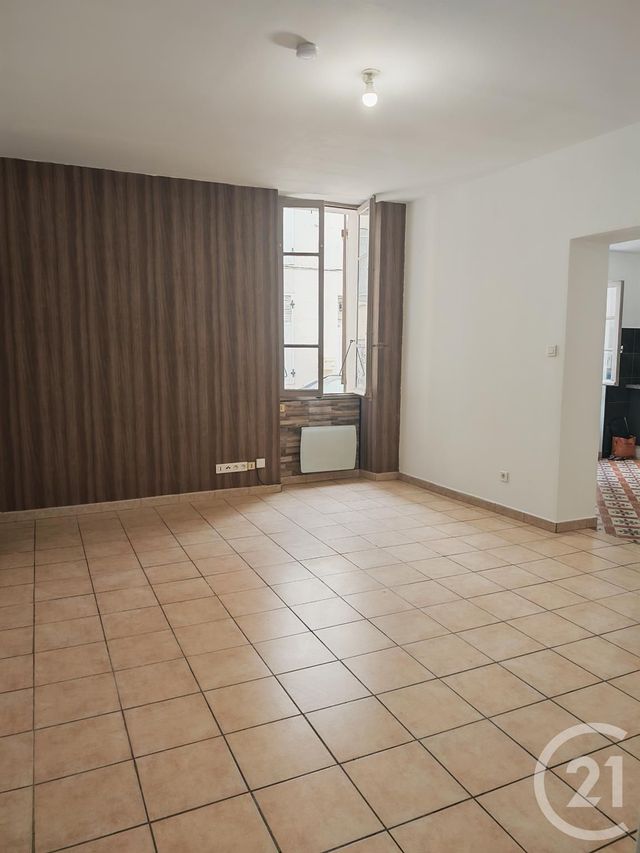 maison à louer - 3 pièces - 61.9 m2 - TRETS - 13 - PROVENCE-ALPES-COTE-D-AZUR - Century 21 S.C.A Immobilier