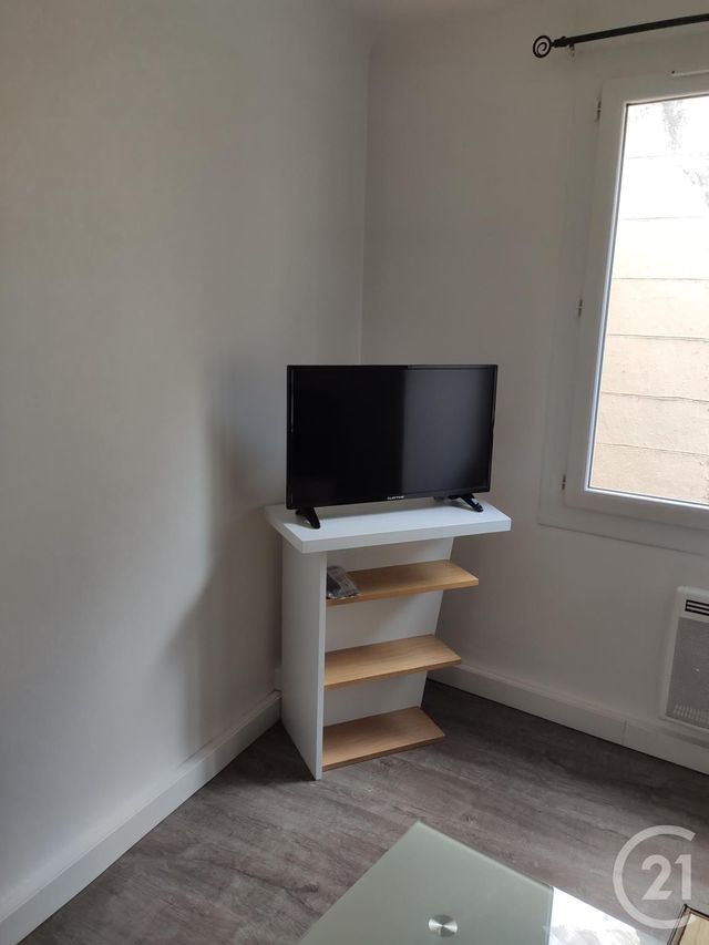 Appartement Studio à louer - 1 pièce - 19.14 m2 - TRETS - 13 - PROVENCE-ALPES-COTE-D-AZUR - Century 21 S.C.A Immobilier