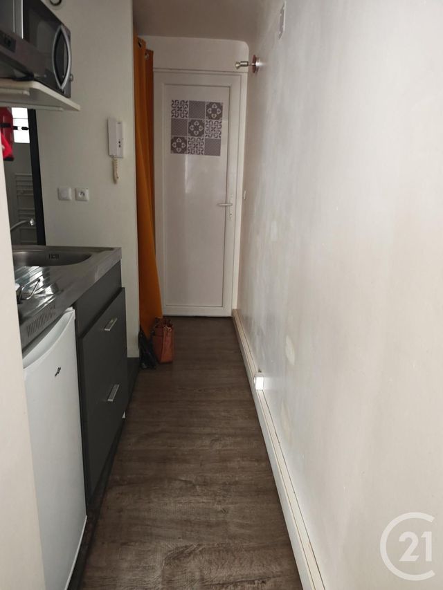 Appartement Studio à louer - 1 pièce - 19.14 m2 - TRETS - 13 - PROVENCE-ALPES-COTE-D-AZUR - Century 21 S.C.A Immobilier
