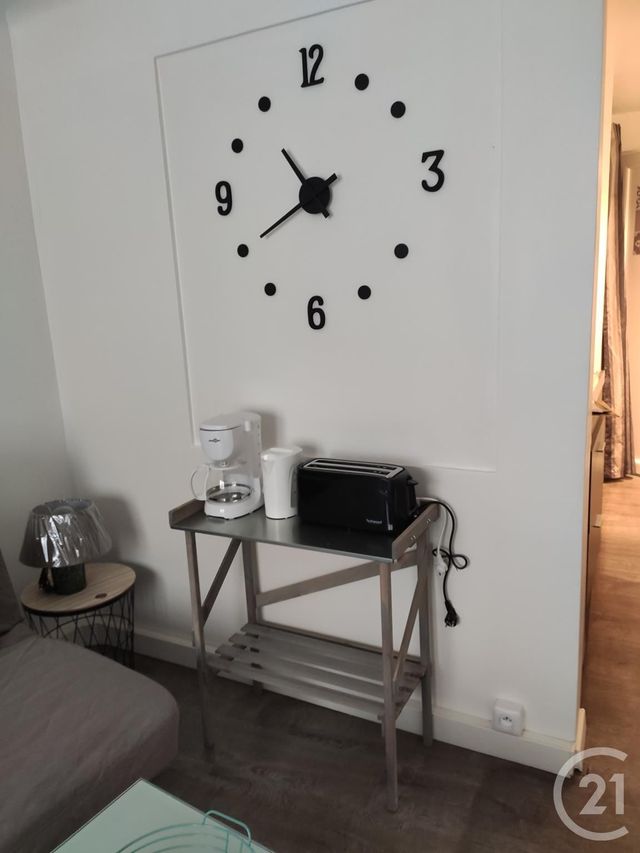 Appartement Studio à louer - 1 pièce - 19.14 m2 - TRETS - 13 - PROVENCE-ALPES-COTE-D-AZUR - Century 21 S.C.A Immobilier