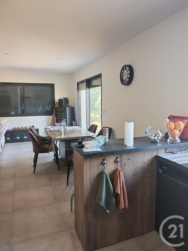 maison à louer - 3 pièces - 77.5 m2 - POURRIERES - 83 - PROVENCE-ALPES-COTE-D-AZUR - Century 21 S.C.A Immobilier