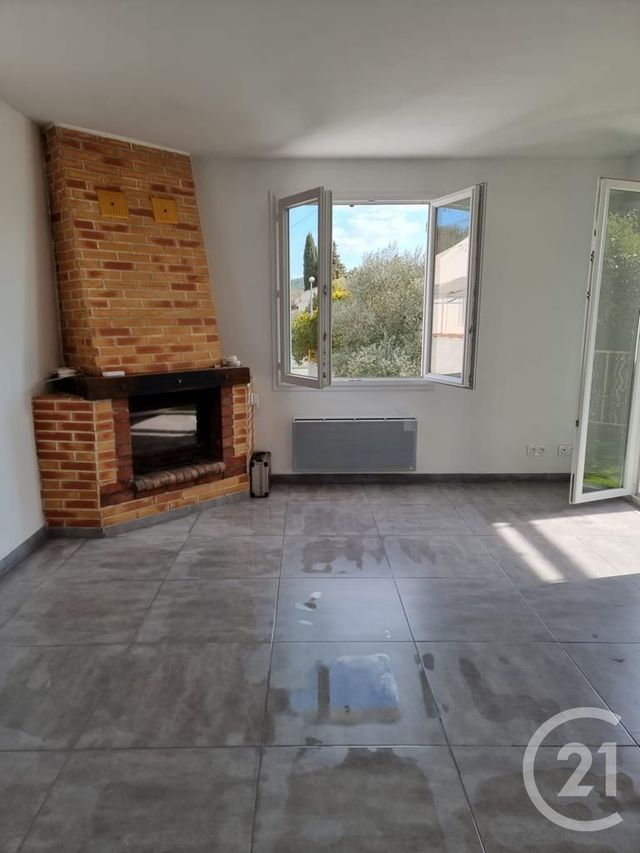 maison à louer - 4 pièces - 83.0 m2 - BOUC BEL AIR - 13 - PROVENCE-ALPES-COTE-D-AZUR - Century 21 S.C.A Immobilier