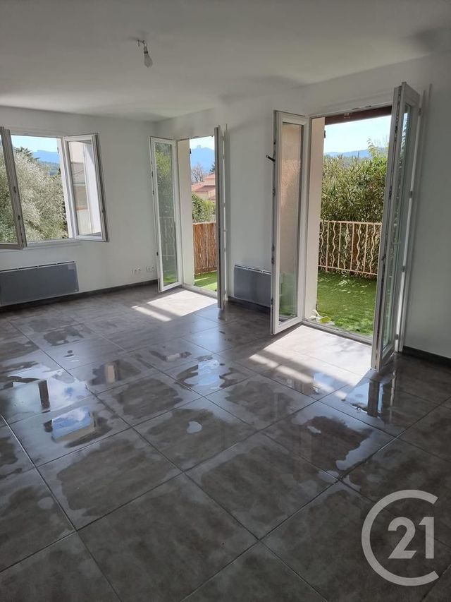maison à louer - 4 pièces - 83.0 m2 - BOUC BEL AIR - 13 - PROVENCE-ALPES-COTE-D-AZUR - Century 21 S.C.A Immobilier