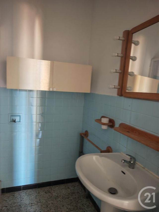 maison à louer - 3 pièces - 48.45 m2 - PUYLOUBIER - 13 - PROVENCE-ALPES-COTE-D-AZUR - Century 21 S.C.A Immobilier