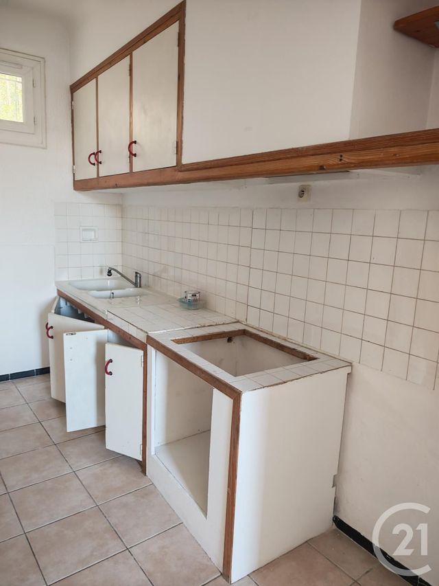 maison à louer - 3 pièces - 48.45 m2 - PUYLOUBIER - 13 - PROVENCE-ALPES-COTE-D-AZUR - Century 21 S.C.A Immobilier